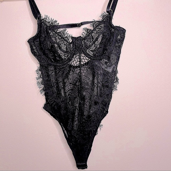 Want My Look Lace Bodysuit (Black) Size Small - Picture 2 of 13
